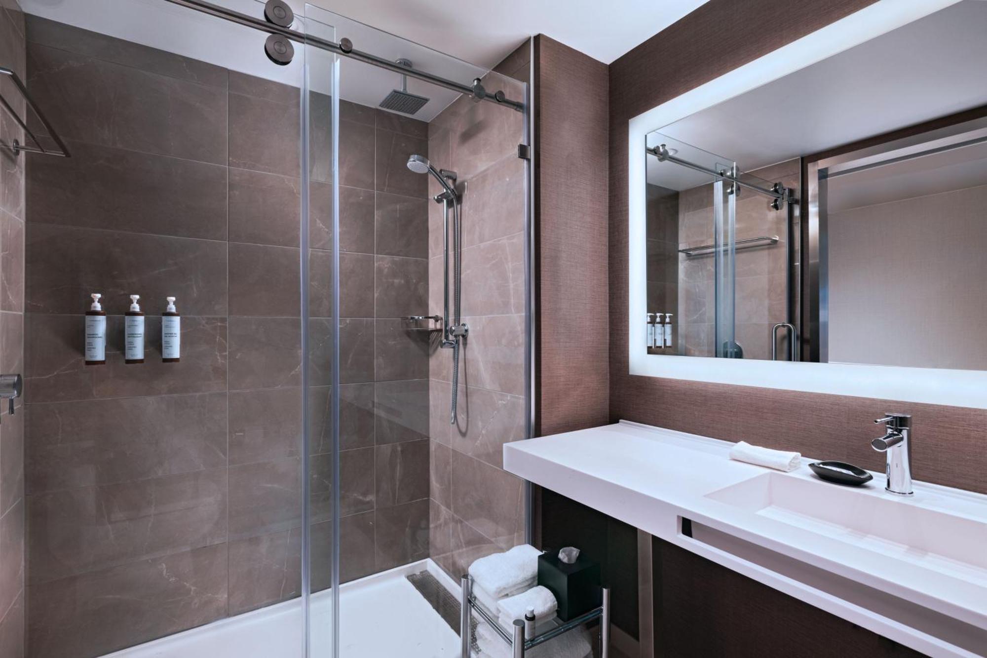 Ac Hotel By Marriott Waco Downtown Bagian luar foto