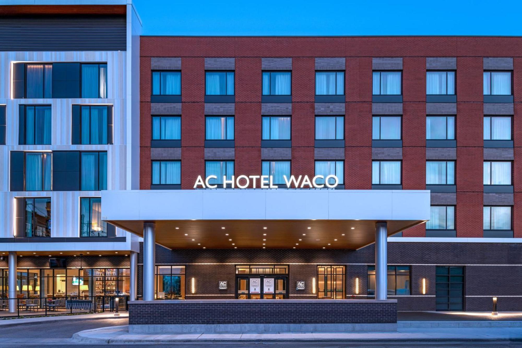 Ac Hotel By Marriott Waco Downtown Bagian luar foto