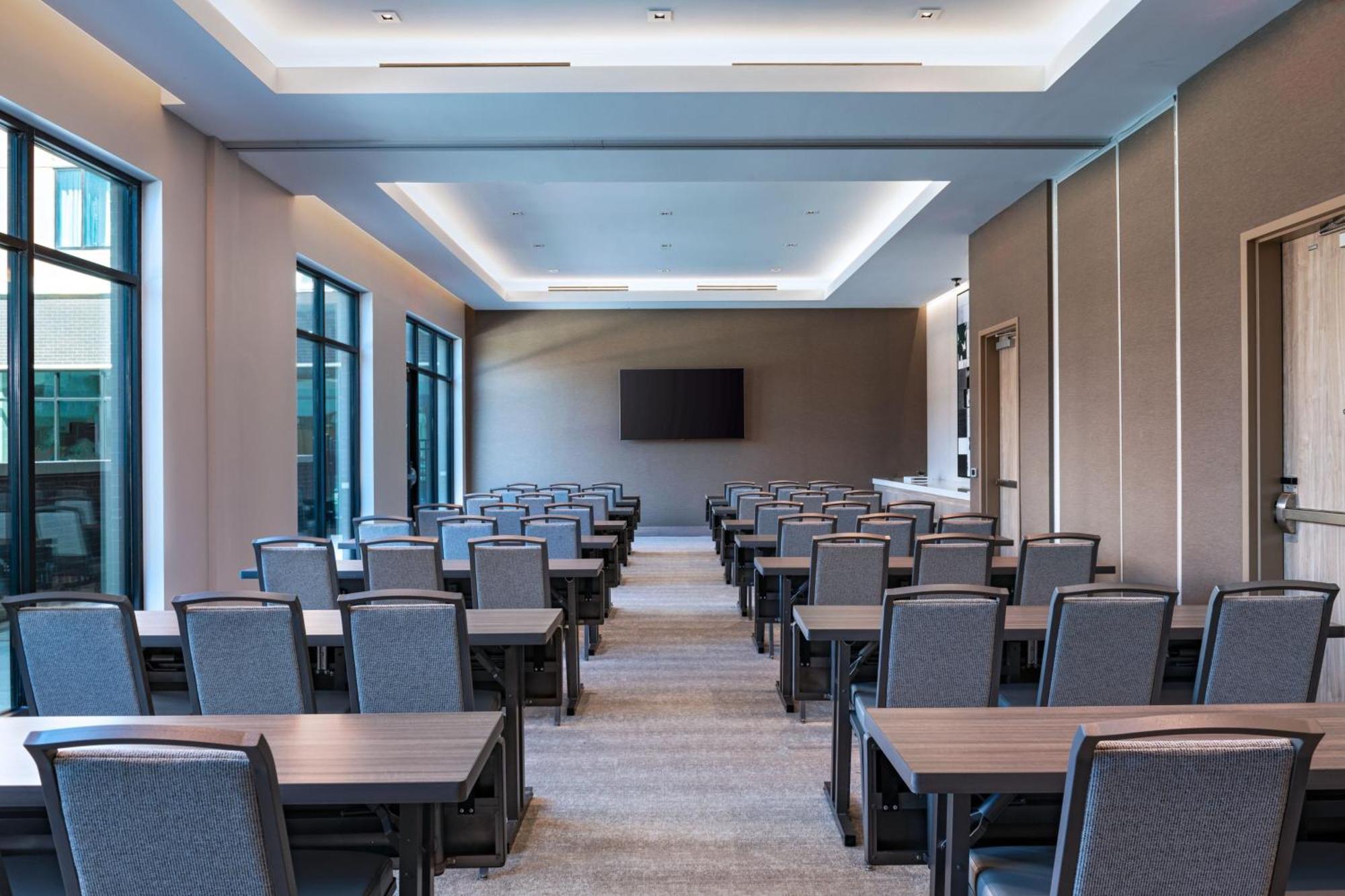 Ac Hotel By Marriott Waco Downtown Bagian luar foto